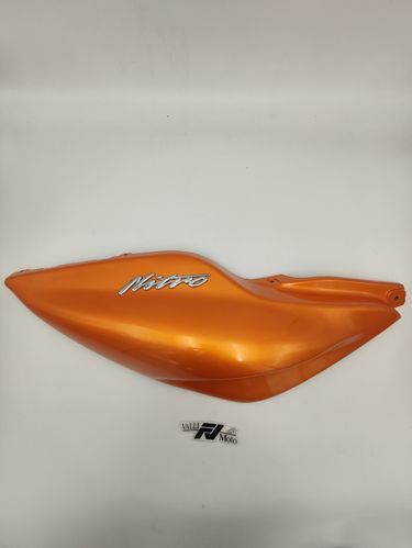 Yamaha fianchetto laterale destro arancio MBK Nitro